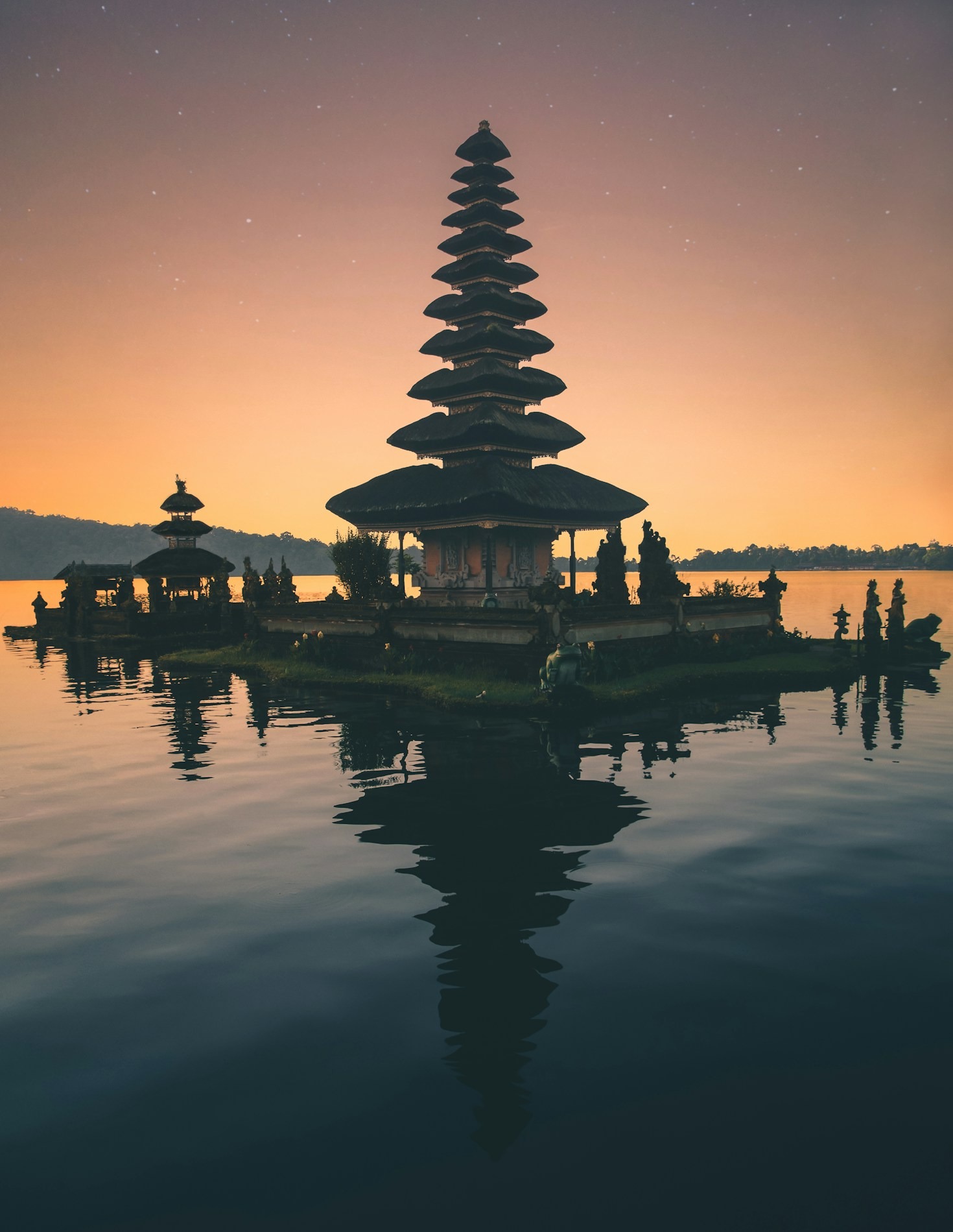 How to Travel the World Without Going Broke